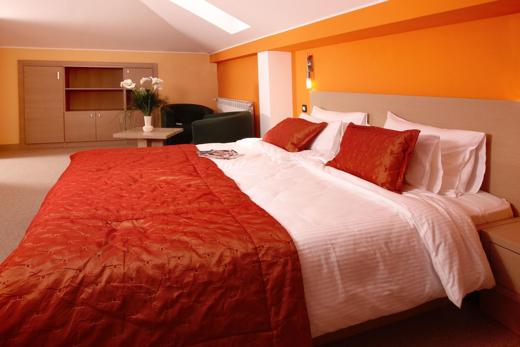 Euro Garni Hotel Belgrado Exterior foto